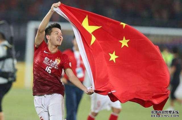 含著金鑰匙入場(chǎng)，砸60億打廣告巨虧40億，混得“最失敗”的一瓶水