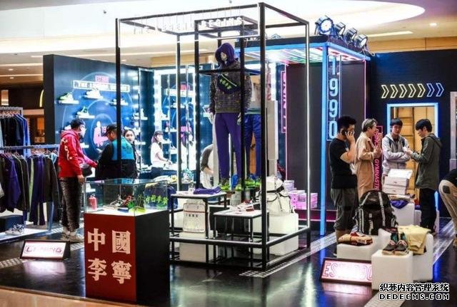 又一國產(chǎn)巨頭倒下：曾5000多家門店，品牌價值27億，今卻負債累累