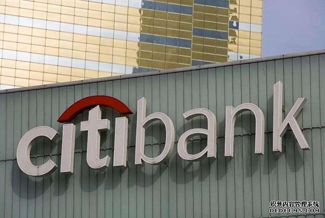 “離柜概不負(fù)責(zé)”？銀行錯(cuò)將50萬轉(zhuǎn)成500萬，客戶要?dú)w還嗎？